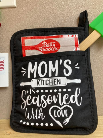 Mom's Kitchen Seasoned with Love Pot Holder with Spatula and Sweet Treat
